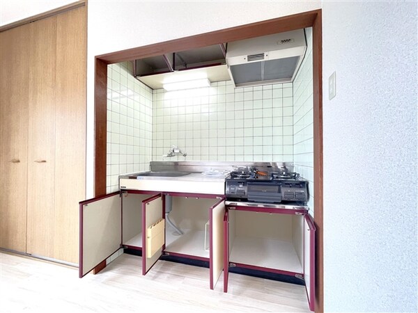 居室(キッチン収納)