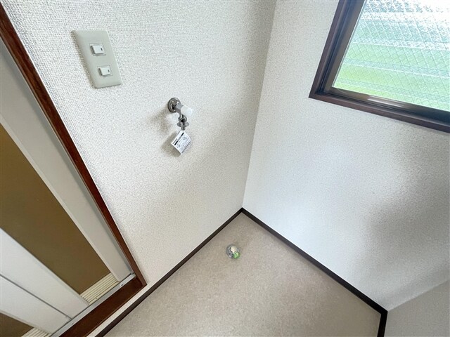 物件内観写真14　(室内洗濯機置場)