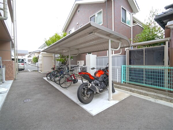 外観(駐輪場)
