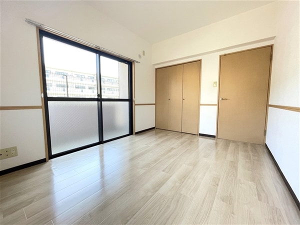 居室(居室3（モデルルーム・反転）)