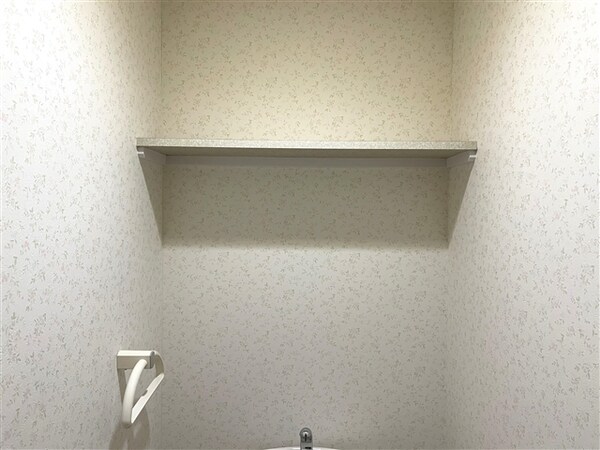 居室(収納棚【トイレスペース】)