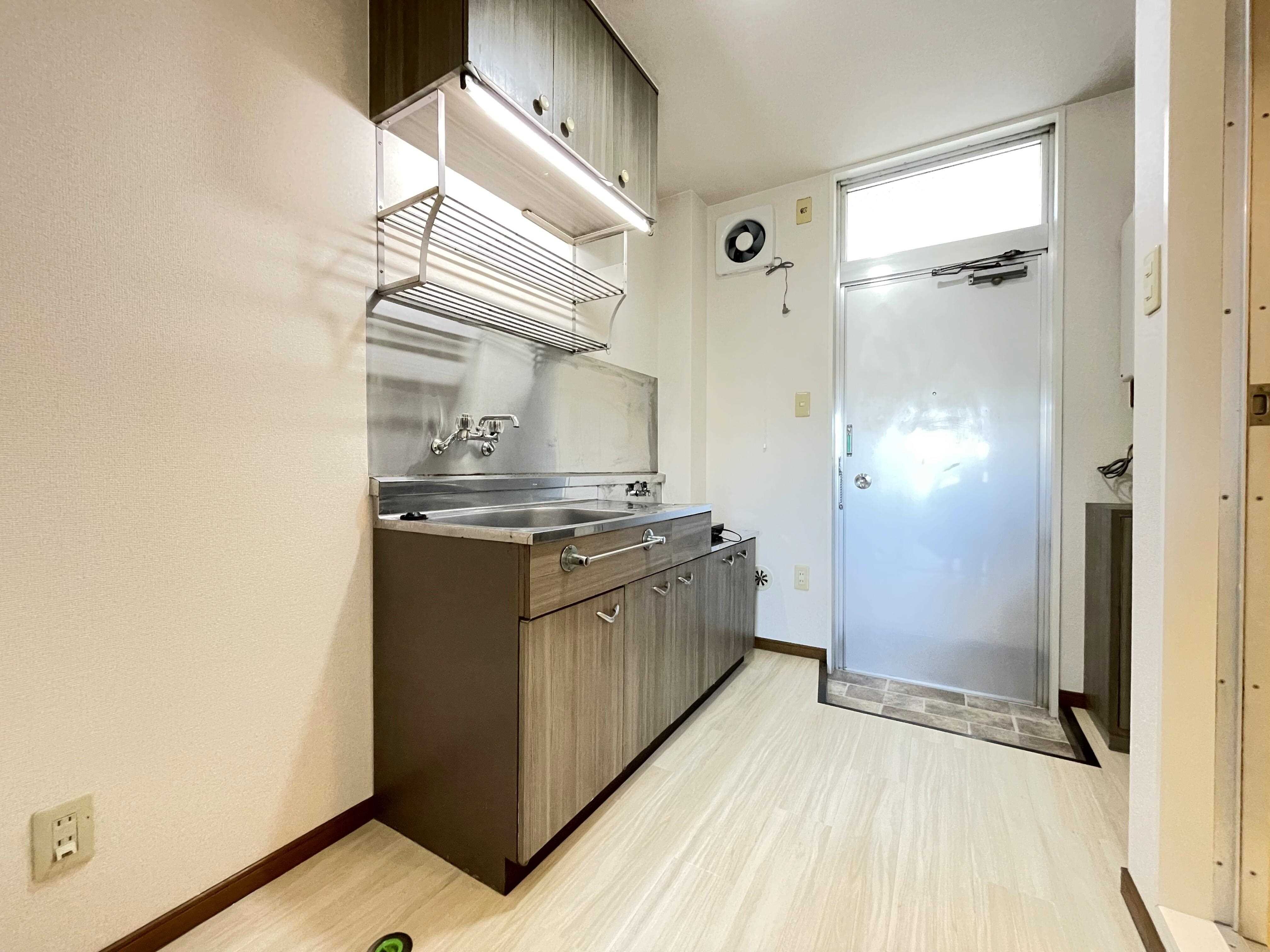 物件内観写真7　(キッチンスペース)