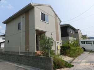 西条東タウンハウス　A外観写真