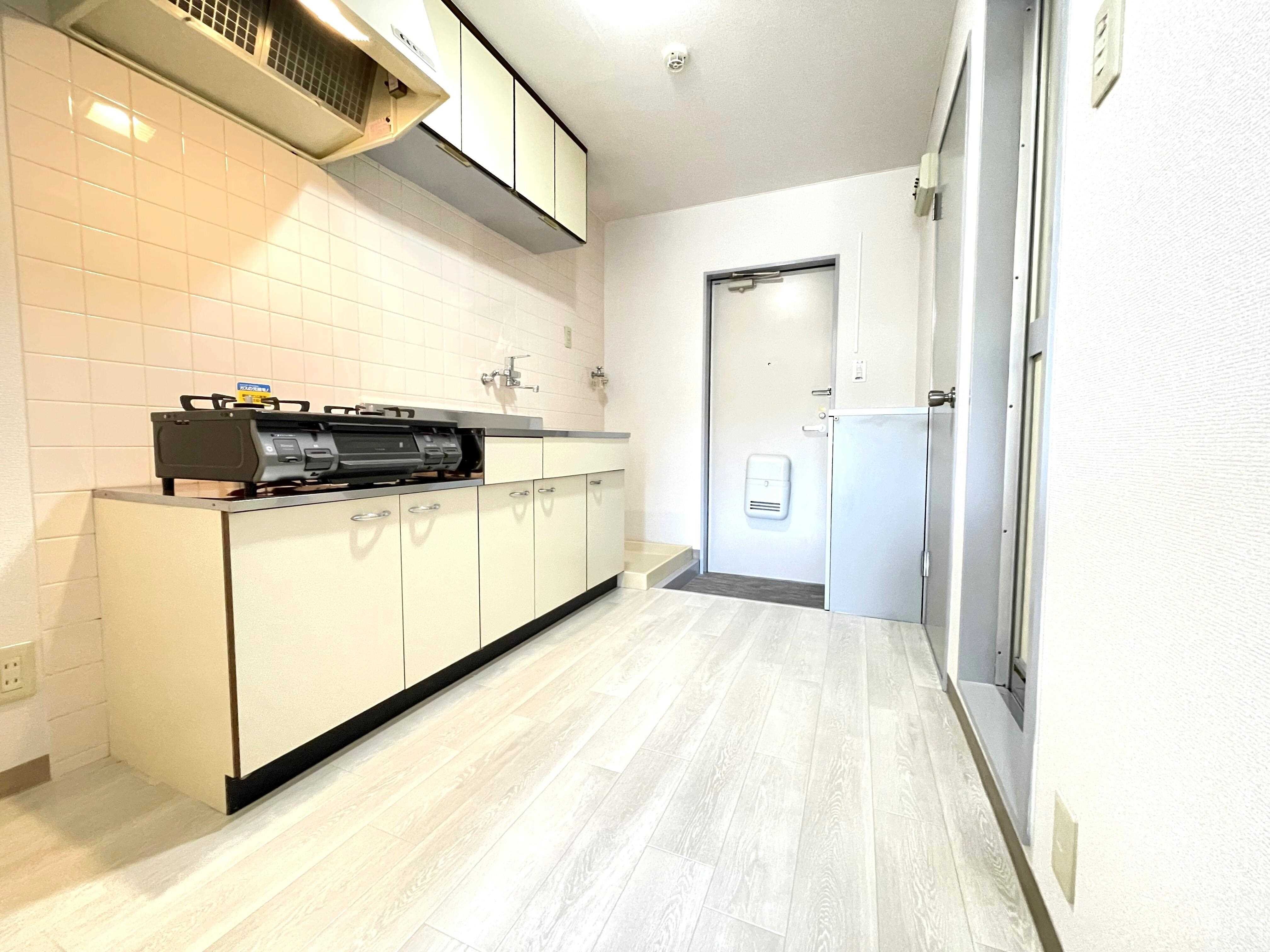 物件内観写真7　(キッチンスペース)