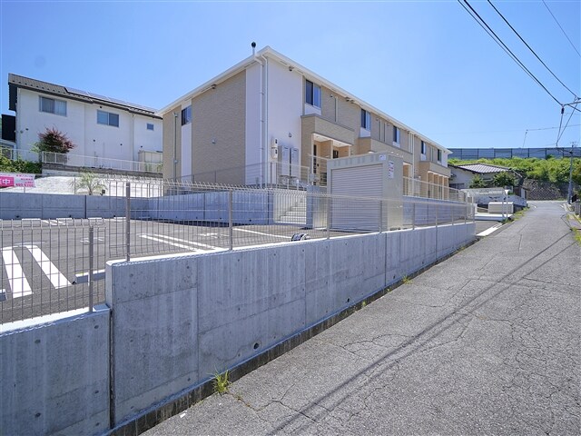 物件外観写真2　(外観)