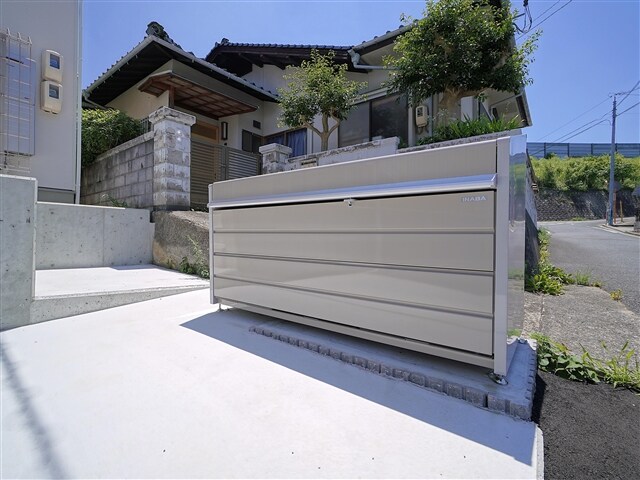 物件外観写真4　(敷地内ゴミステーション)