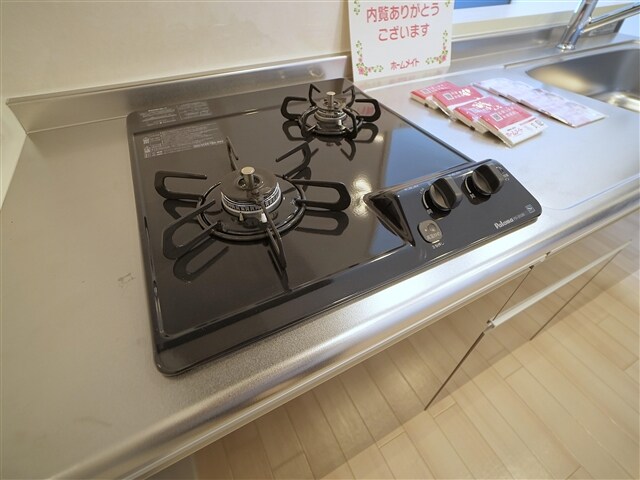 物件内観写真11　(２口コンロ)