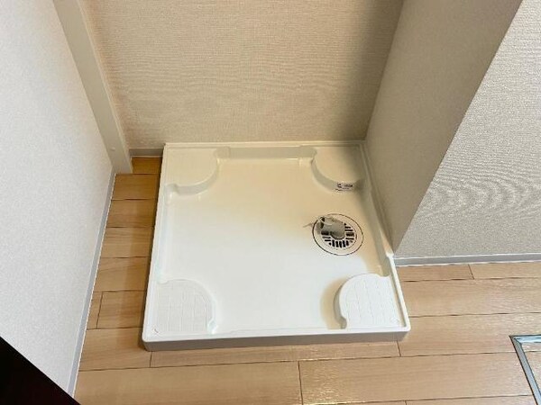 居室(シャワー付トイレ)