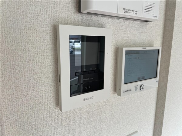 居室(TVモニターホン)