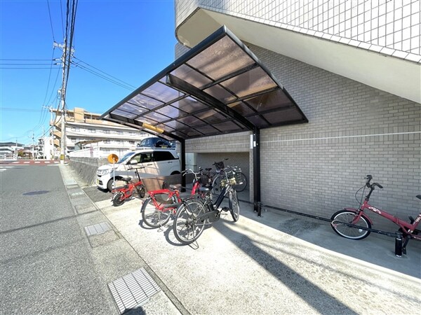 外観(駐輪場)