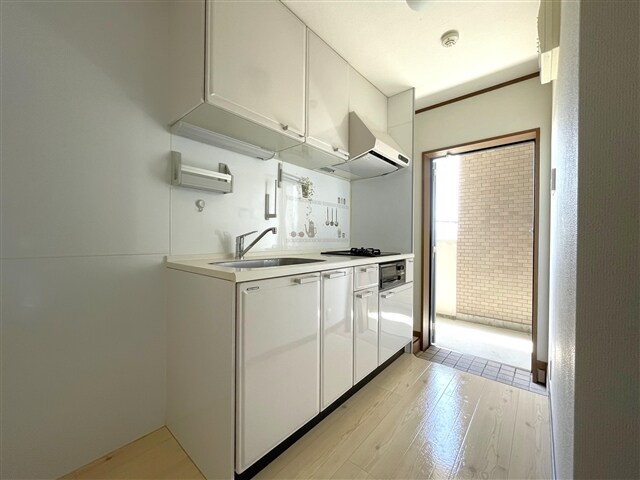 物件内観写真7　(キッチンスペース)