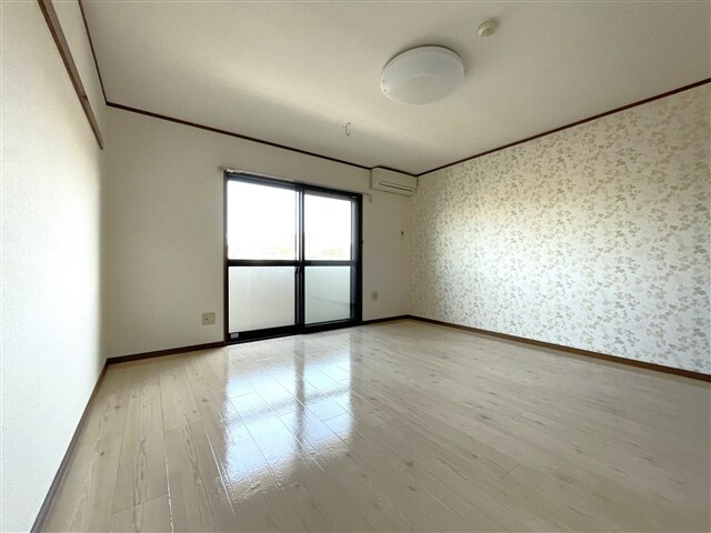 物件内観写真12　(居室)