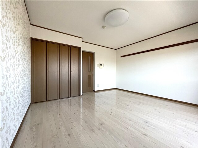 物件内観写真13　(居室)