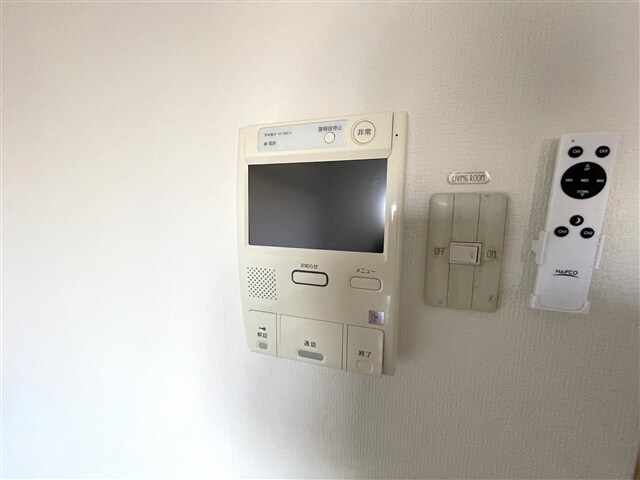 物件内観写真16　(インターホン)