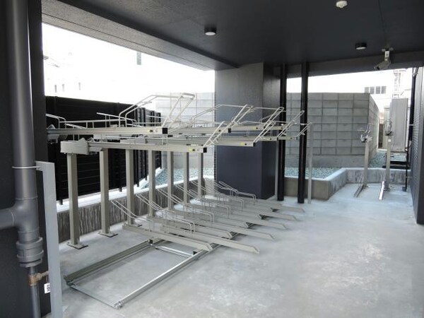 建物設備(駐輪場)