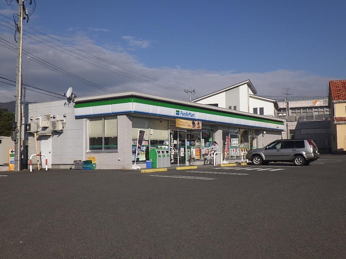 ファミリーマート福島桑折町店