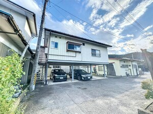 フラワーピーチハウス外観写真