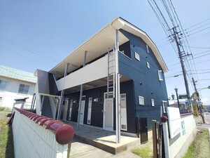 スリーワカバ外観写真