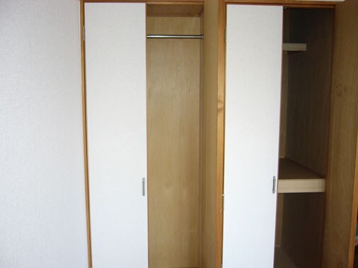 物件内観写真3　(クローゼット)