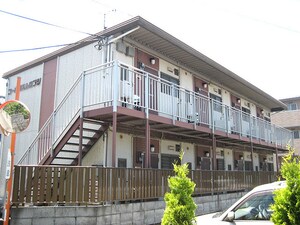 コーポラスムロフシ外観写真