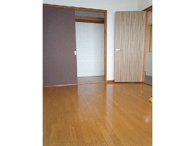 物件内観写真9　(洋室)