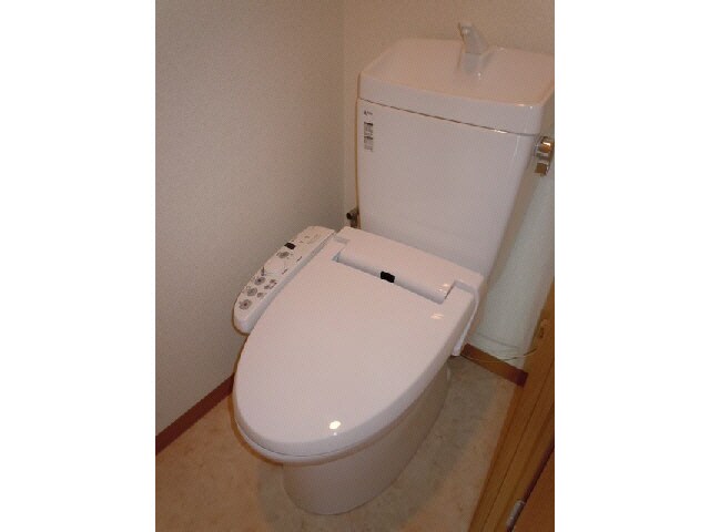 物件内観写真11　(トイレ)