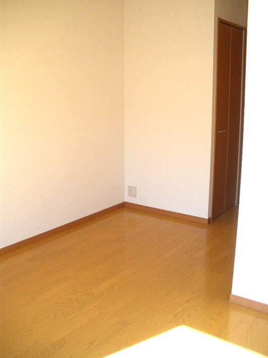 物件内観写真5　(洋室)