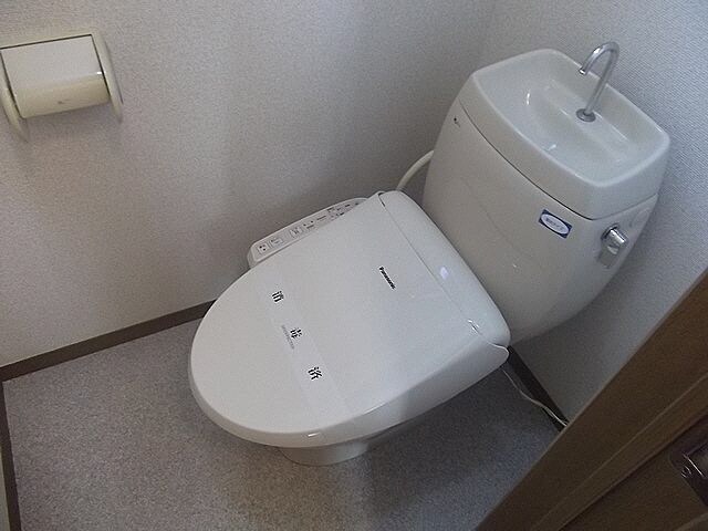 物件内観写真8　(トイレ)