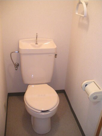 物件内観写真12　(トイレ)