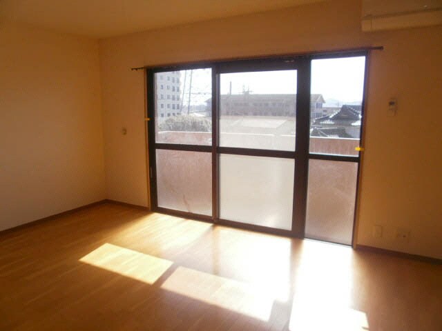 物件内観写真4　(ＬＤＫ)