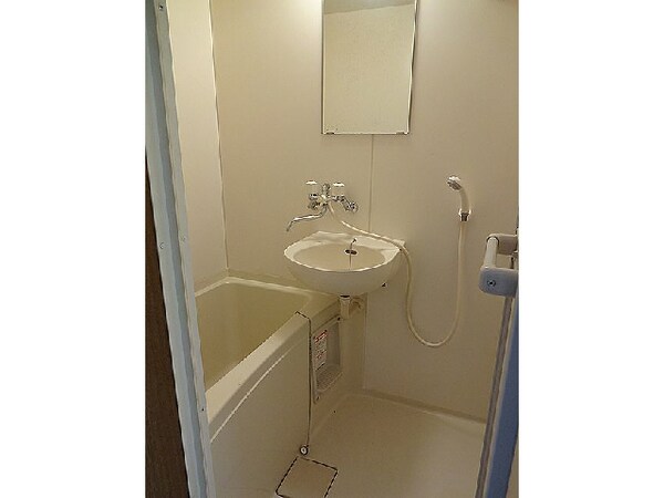 バス／シャワールーム等(風呂)