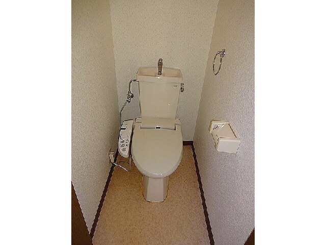 物件内観写真9　(トイレ)