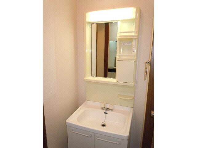 物件内観写真9　(洗面台)