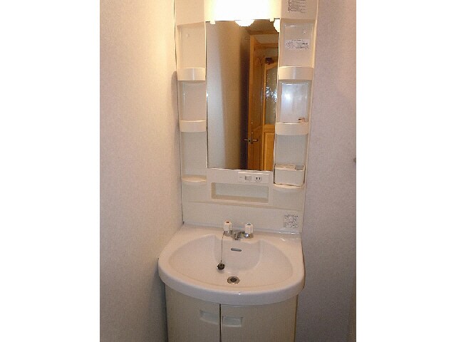 物件内観写真5　(洗面台)