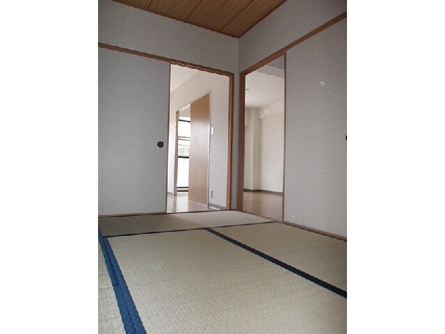 物件内観写真10　(和室)