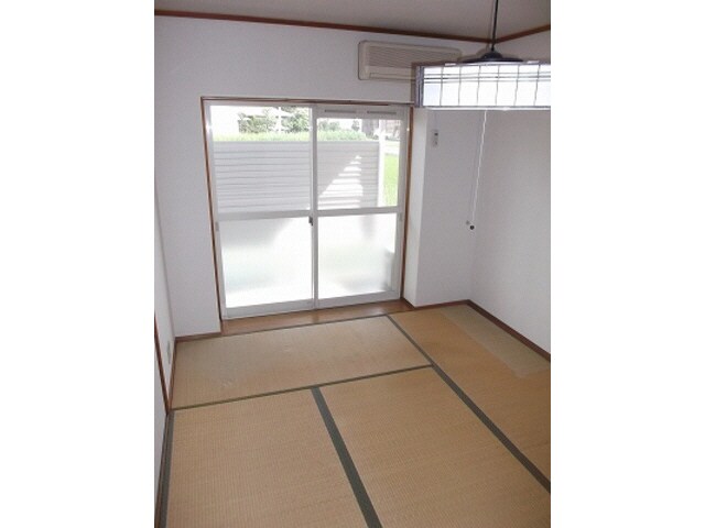 物件内観写真5　(和室)