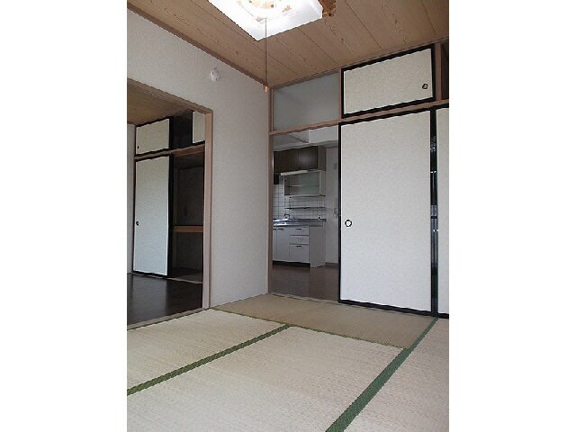 物件内観写真8　(和室)