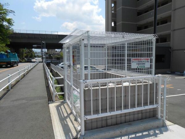 建物設備(ゴミ置場)
