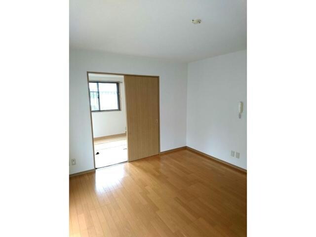 物件内観写真7　(LDK)