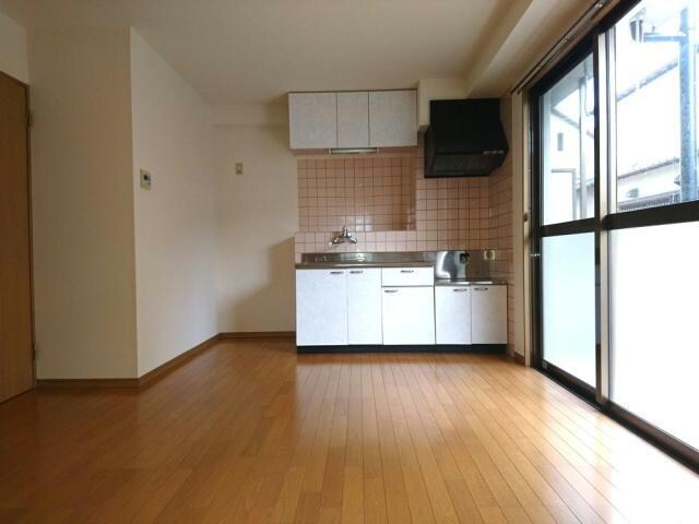 物件内観写真8　(LDK)