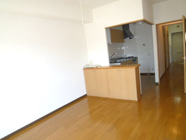 物件内観写真7　(リビング)