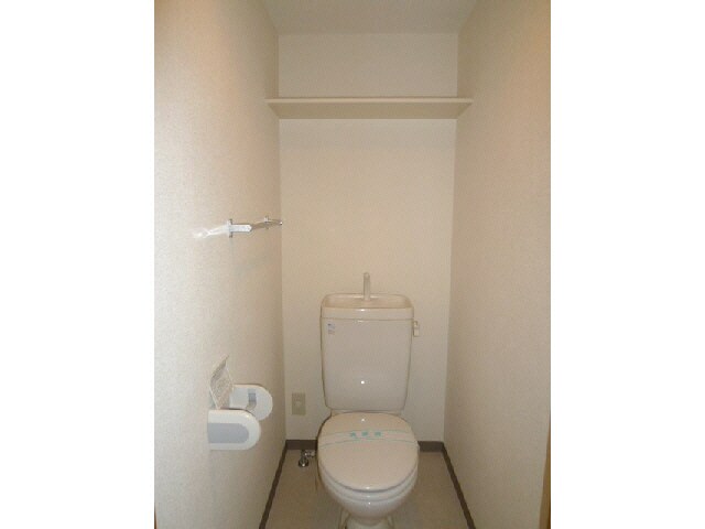 物件内観写真12　(トイレ)