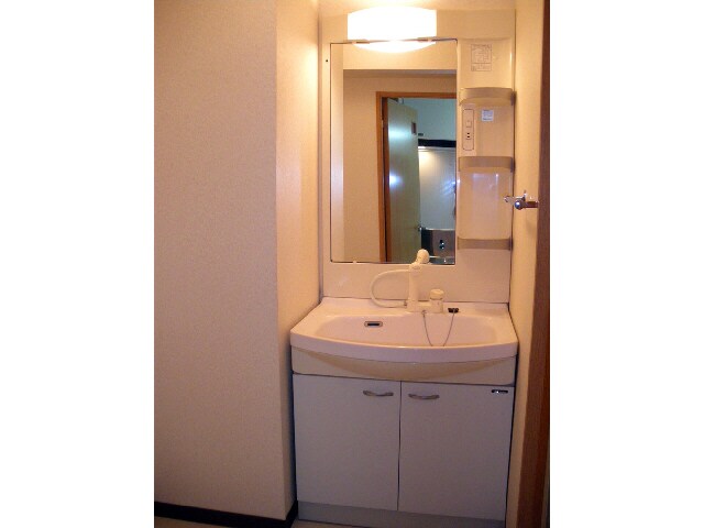 物件内観写真13　(洗面所)