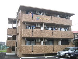 サーパスデイ外観写真