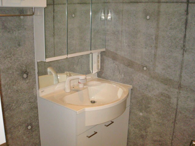 物件内観写真7　(洗面)