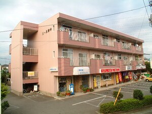 パール鈴木外観写真