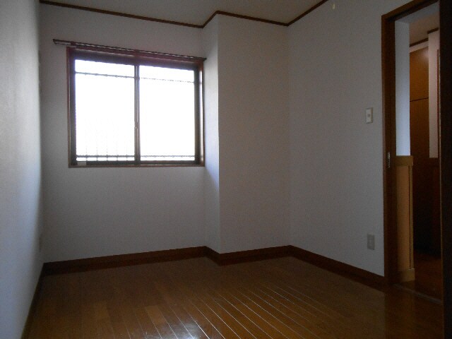 物件内観写真10　(洋室)