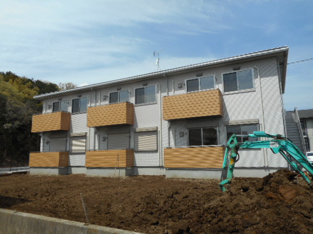 ファミールハイツE