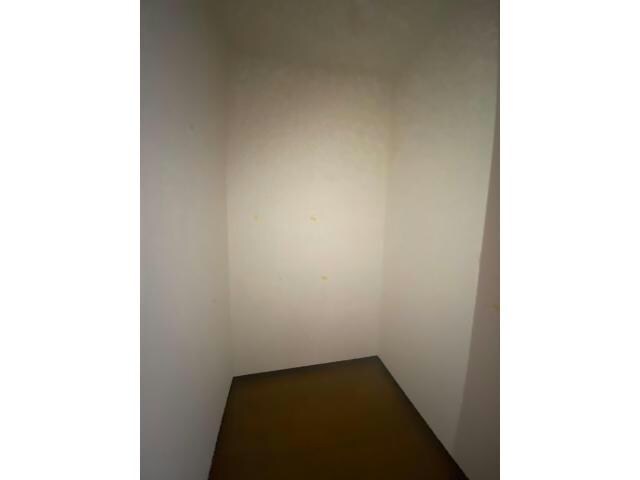 物件内観写真7　(サービスルーム)