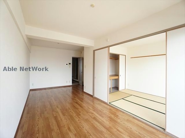 リビングダイニング